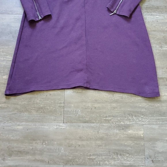 Athleta Active Outdoor Dress w/ Zipper Detail-Plum - Picture 5 of 9